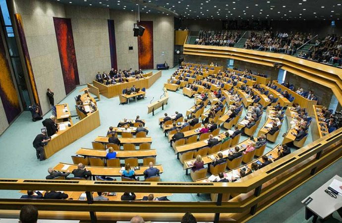 Hollanda Parlamentosu'nda ‘Türkiye’ye ambargo’ gündemi