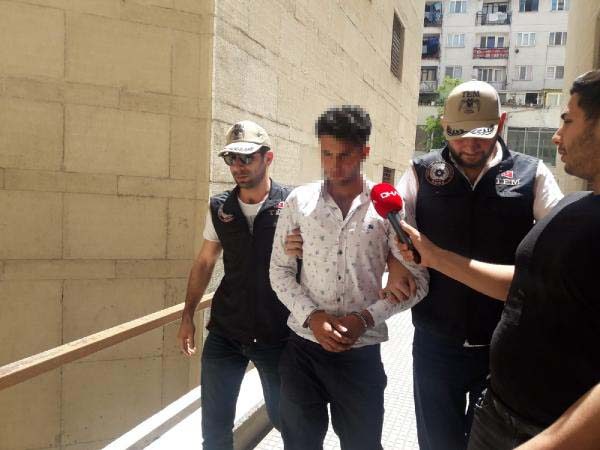 ‘Kafa keseceğim’ diyen Suriyeli, sınır dışı edilecek