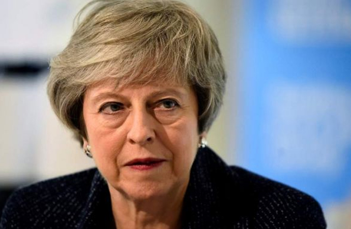 Theresa May görevi bıraktı