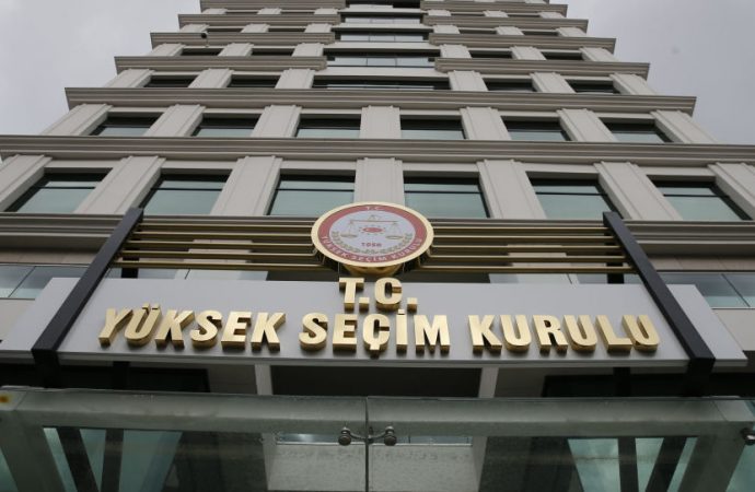 Seçim hırsı bunu da yaptırdı: Psikiyatride muayene oldu diye 'kısıtlı seçmen' listesine konuldu