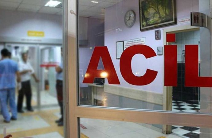 Boğazına başörtüsü dolanan 1 yaşındaki bebek hayatını kaybetti
