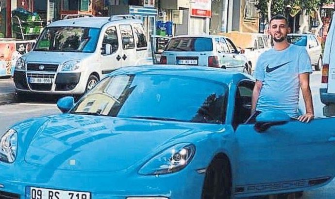 Ortaya çıktı: Bıçakladığı kız arkadaşını canlı yayında tehdit etmiş!