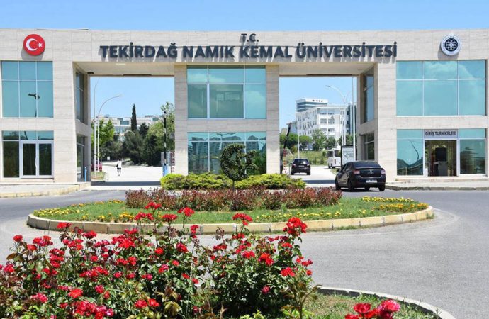Üniversitede İstiklal Marşı’na büyük saygısızlık!