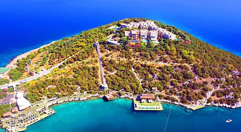 Turizm Bakanı'nın satın aldığı Bakanlık arazisine ilişkin Turizm Bakanı'ndan açıklama: 'Daha doğal ne olabilir