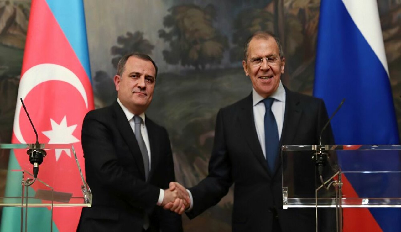 Rus Dışişleri: Lavrov Azerbaycanlı mevkidaşı Bayramov ile Karabağ anlaşmasının uygulanmasını görüştü