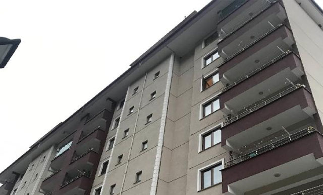 12 yaşında pencereden düşüp hayatını kaybetti