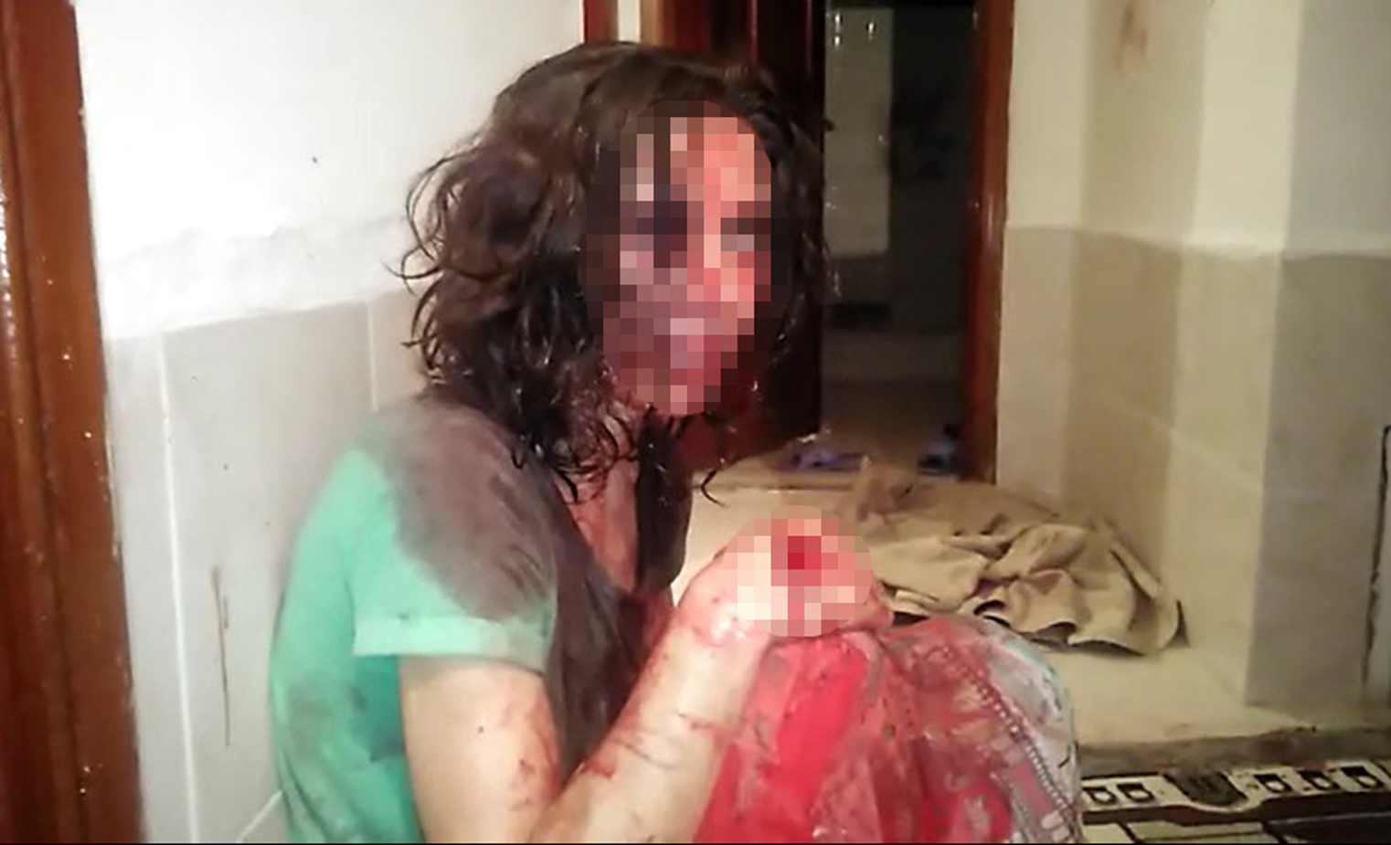 Eşini öldüresiye dövdü, duruşmada 'kendi kendine yapmıştır' dedi