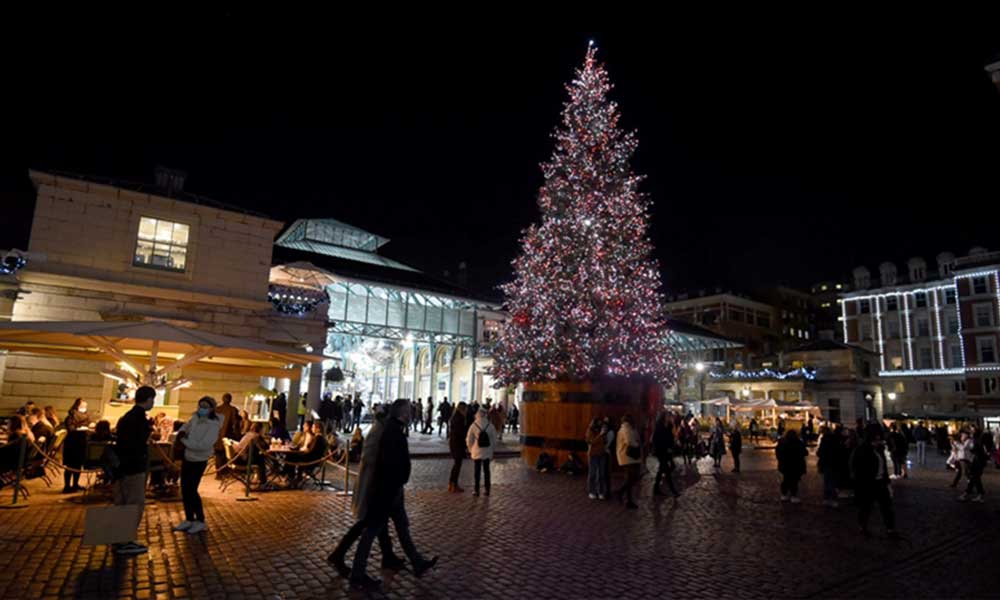İngiltere’de Noel öncesi koronavirüs tedbirleri sıkılaştırıldı