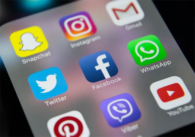 Instagram ve Twitter’dan ortak çalışma: Instagram hikayelerinde de tweet paylaşma özelliği getiriliyor