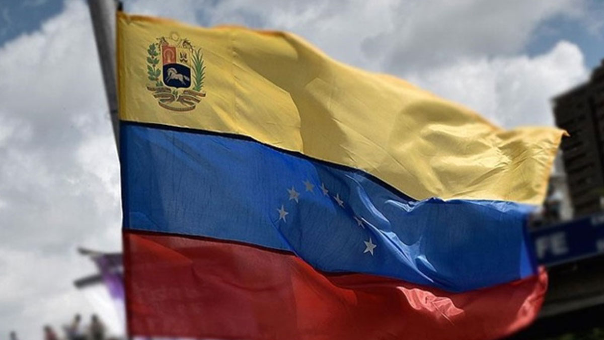 Venezuela Kanada'daki konsolosluklarını kapatıyor
