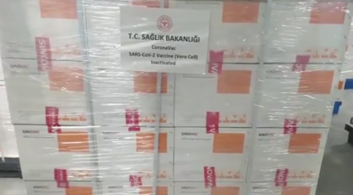 Çin'den ilk aşılar yarın sabah Türkiye'ye gelecek