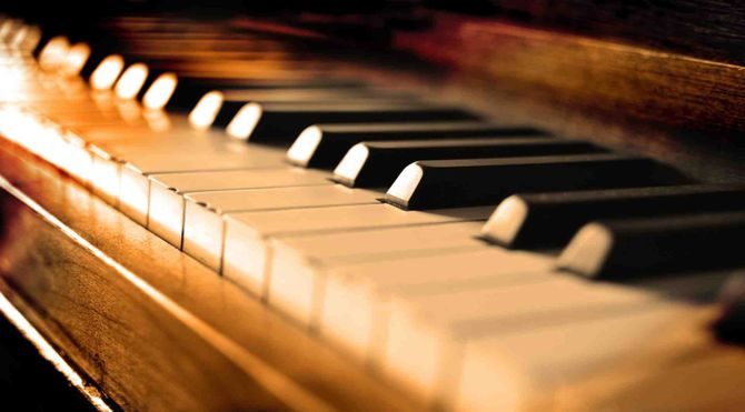 Dünyaca ünlü Çinli piyanist koronavirüs nedeniyle yaşamını yitirdi