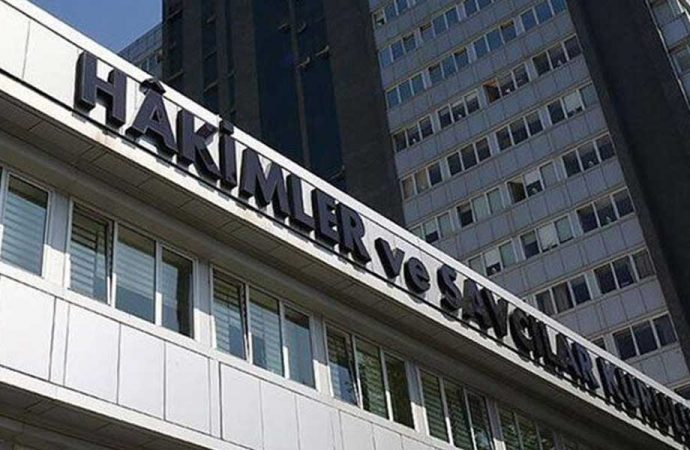 HSK’dan ‘türbanlı hâkim’ açıklaması