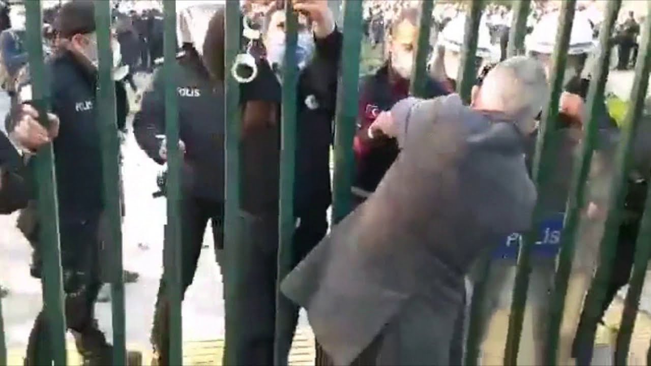 Son Dakika Haberi... Boğaziçi Üniversitesi'ne Kelepçeyi Kim Taktı, Takan Bulundu mu?