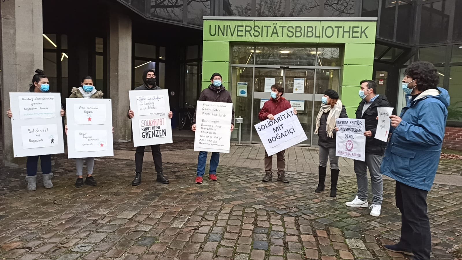 Almanya Duisburg-Essen Üniversitesinde Boğaziçili öğrencilerle dayanışma