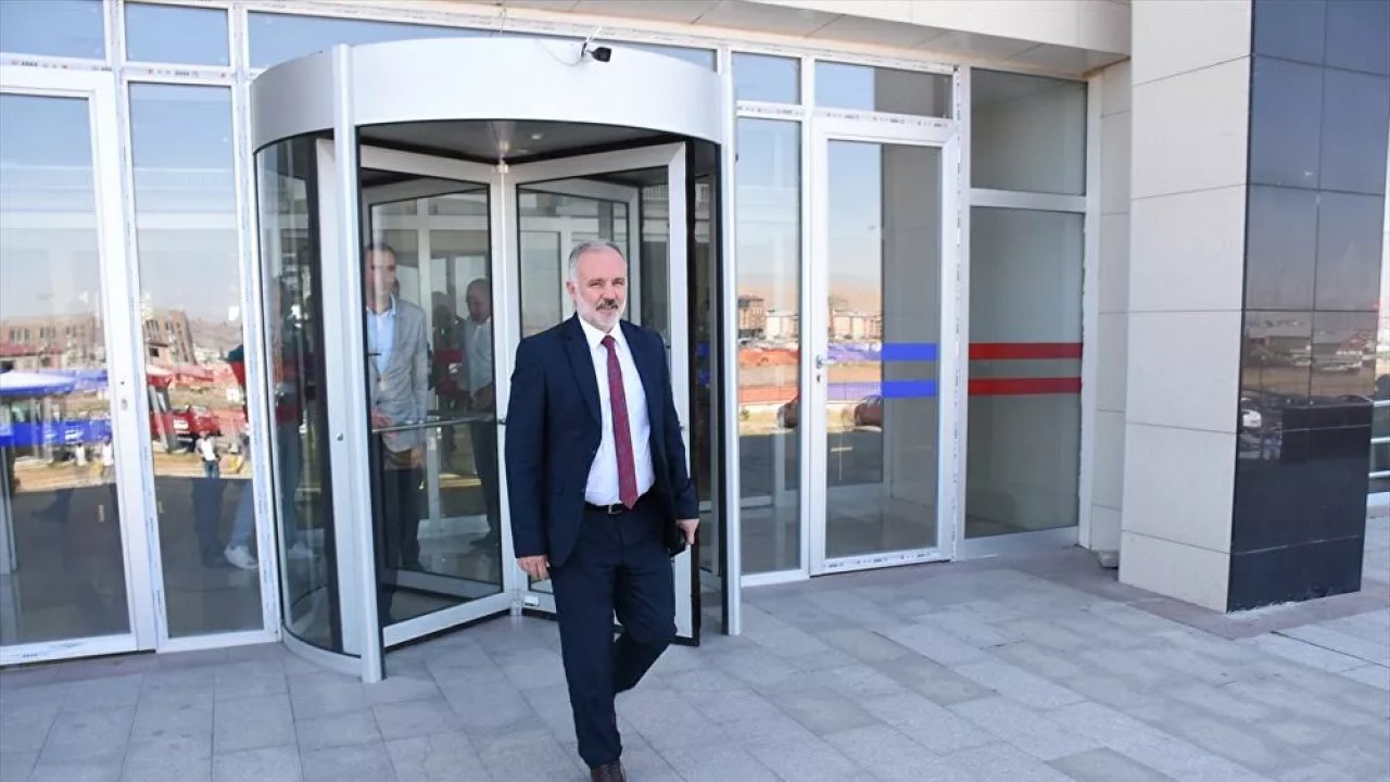 Ayhan Bilgen'den yeni parti sinyali