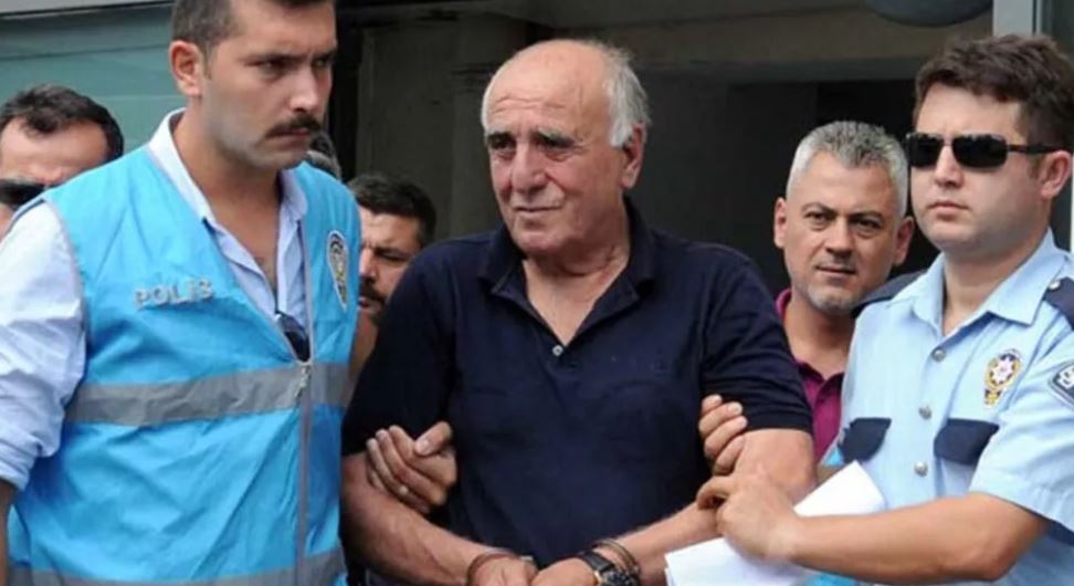 Hakan Şükür'ün babasına 'FETÖ'ye yardım' suçundan 3 yıl hapis cezası