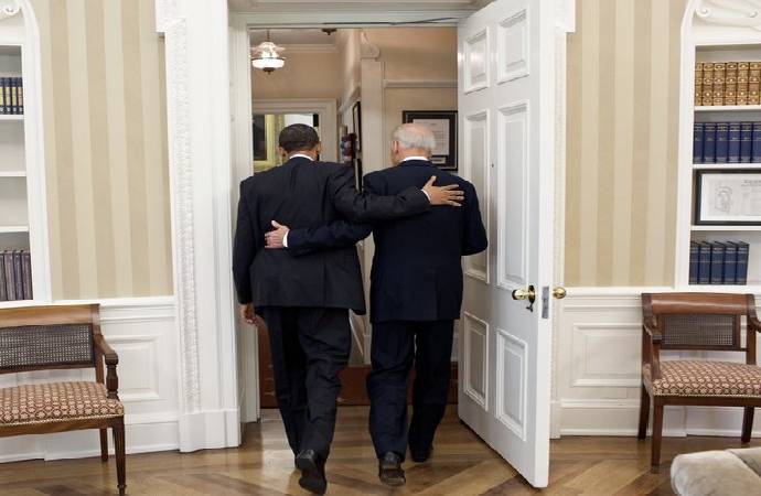 Flaş! Dünyanın gözü ABD'de: Barack Obama’dan Biden paylaşımı