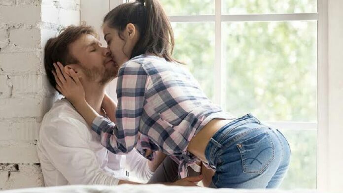 Tinder koruyucu kılıf ve kıyafet üretecek