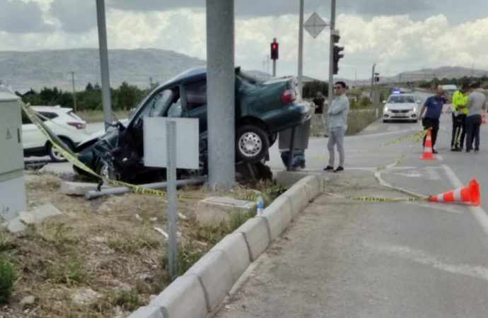 Kazada yaralanan hamile kadının bebeği kurtarılamadı