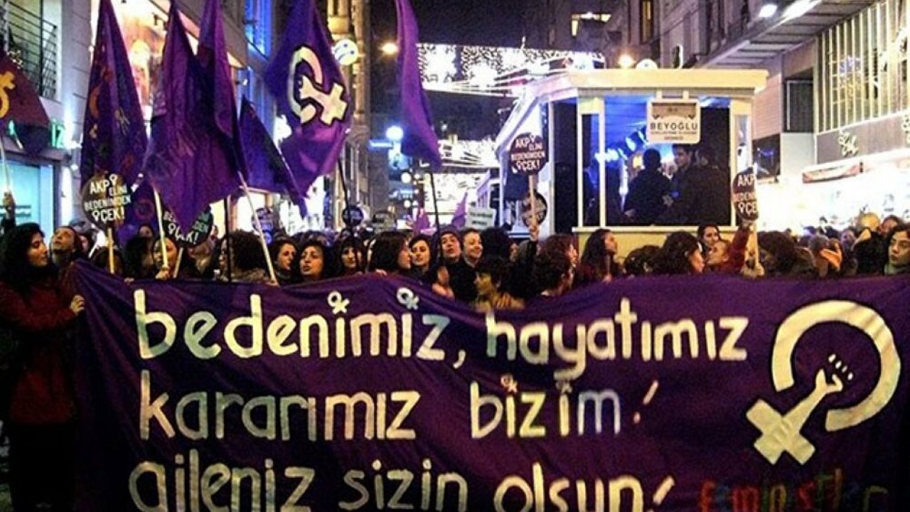 Kadınlardan 8 Mart çağrısı: Ezilen, sömürülen, şiddet gören kadınların, LGBT+'ların ve dezavantajlı grupların 
