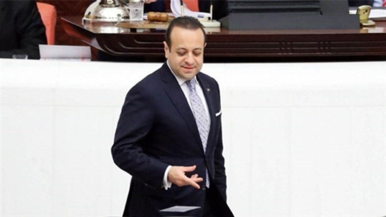 Muratoğlu ‘içgüdü’ diyerek Egemen Bağış’ı paylaştı