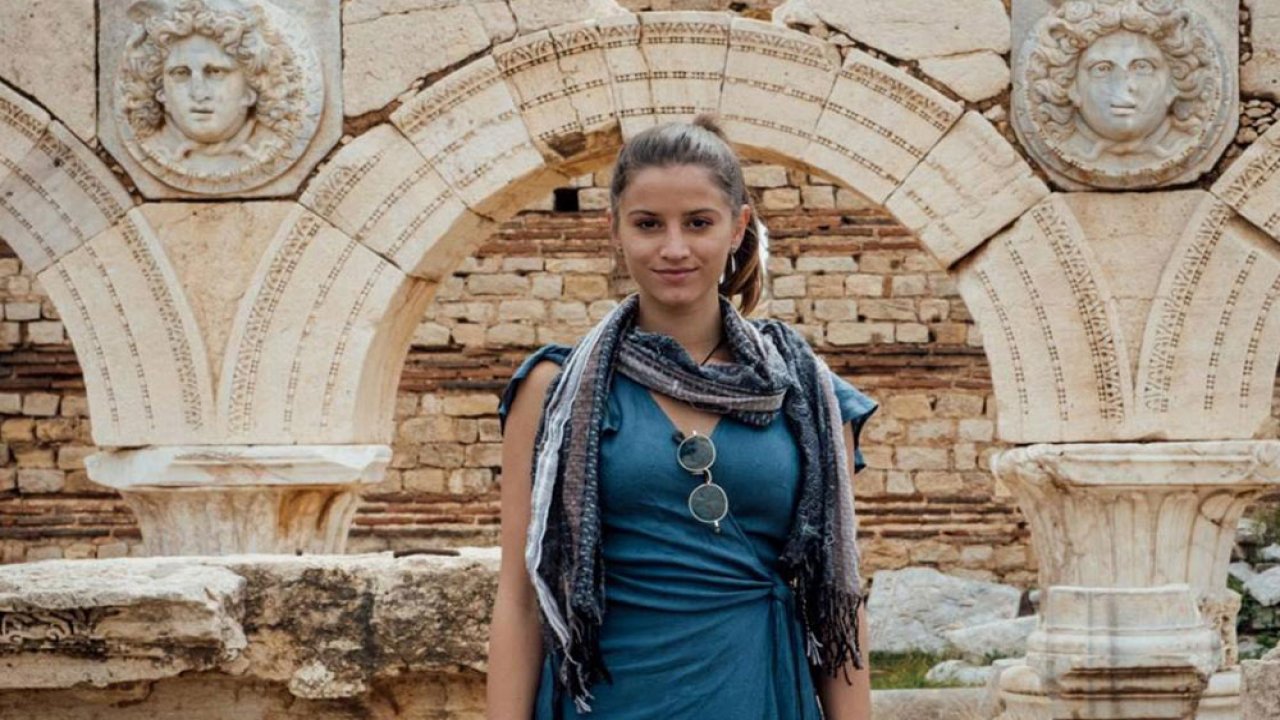 Dünyadaki tüm ülkeleri gezen en genç insan oldu