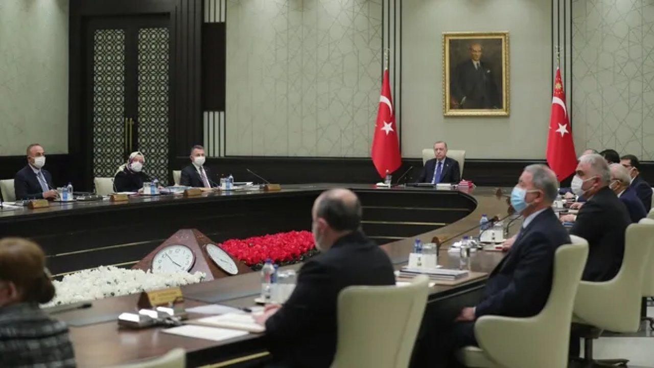 Kabinede bu gece değişiklik olacağı iddia edilidi