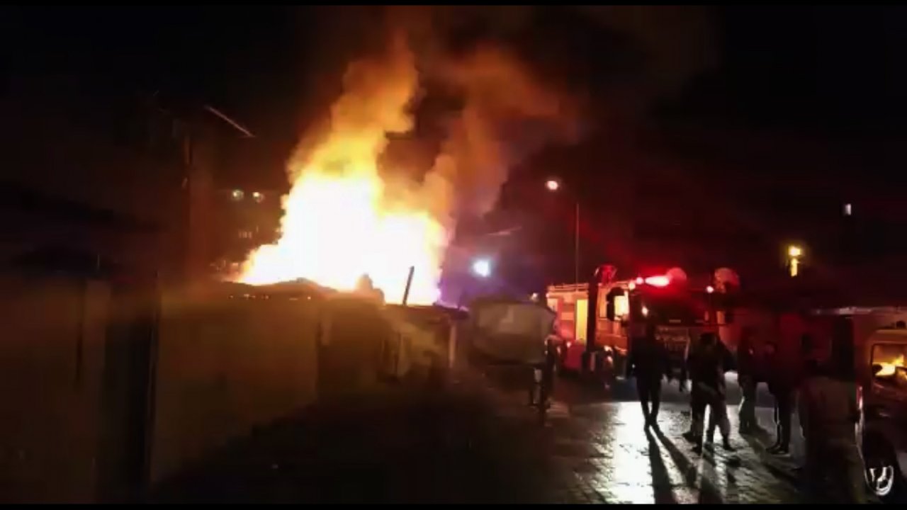 Edirne'de tek katlı evde yangın çıktı