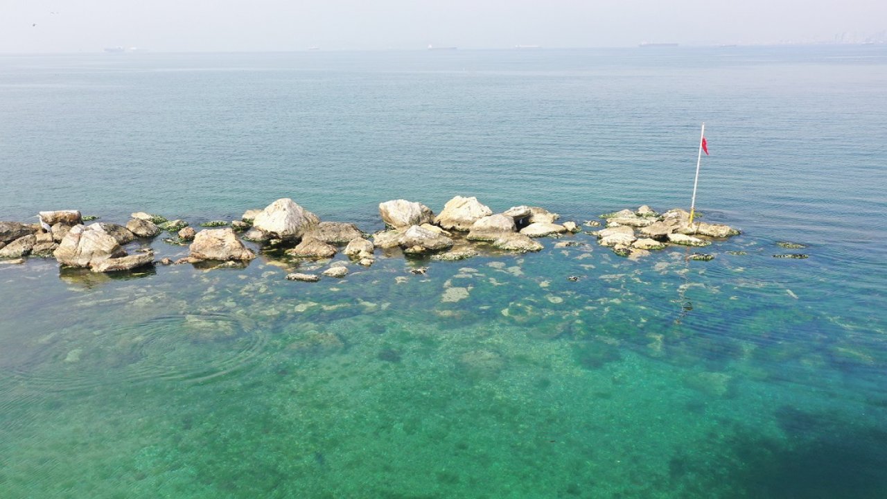 Tuzla'da 2 bin yıllık tarih sular çekilince ortaya çıktı