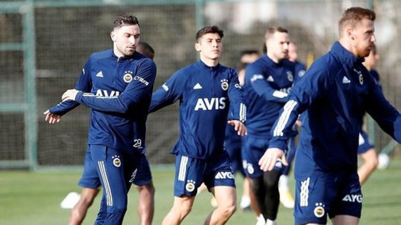 Fenerbahçe maç hazırlıklarına devam ediyor