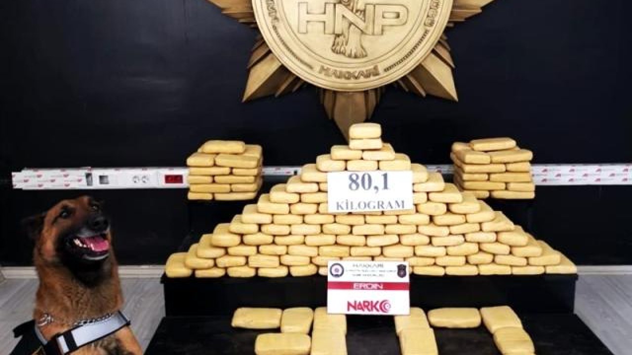 Hakkari'de elma kasalarında 80 kilo eroin ele geçirildi