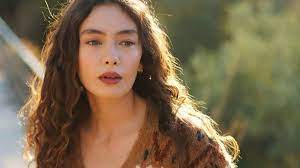 Neslihan Atagül'ün Sefirin Kızı Dizisinden Ayrılmasının Gerçek Yüzü Ortaya Çıktı!