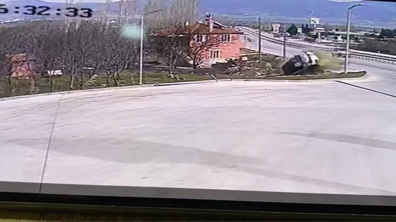 Acil tıp uzmanı genç doktor kazada hayatını kaybetti!