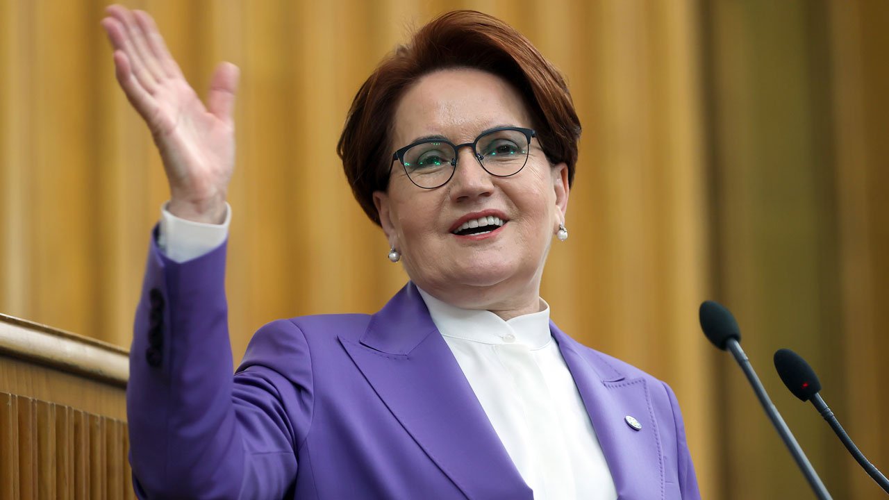 Akşener; Patates soğan, gül güle Erdoğan