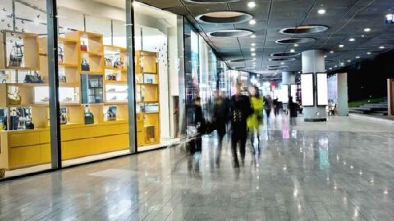AVM’ler kaçta açılıyor, kaçta kapanıyor?