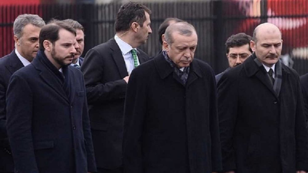Ahmet Davutoğlu söyledi: “Berat Albayrak cahilin ta kendisidir, Soylu da güvenlik cahilidir”
