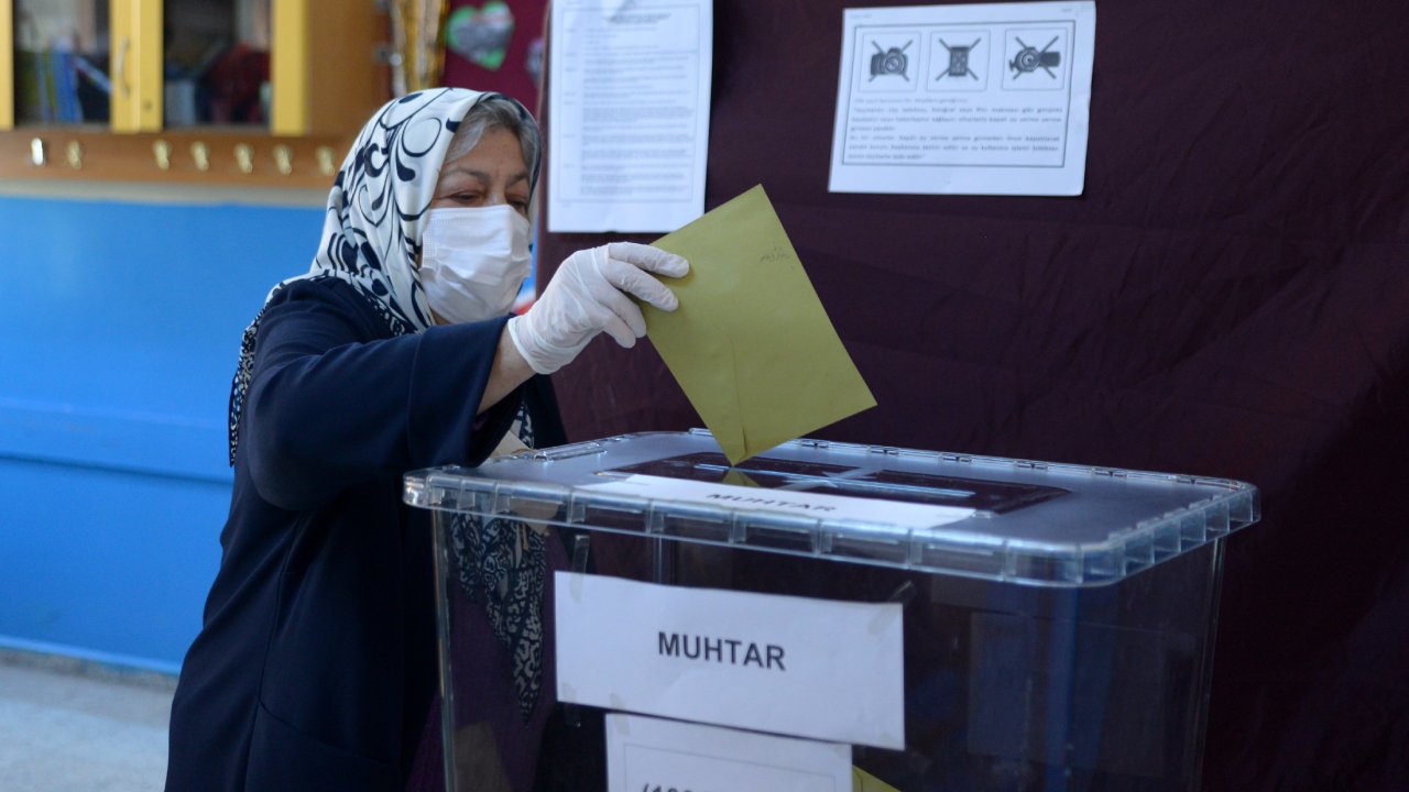 Oturmadığı mahalleden seçilen muhtar istifa etti, seçim yeniden yapılıyor