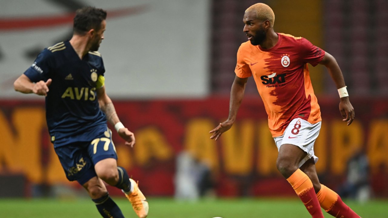 Galatasaray'da merakla beklenen Ryan Babel kararı verildi
