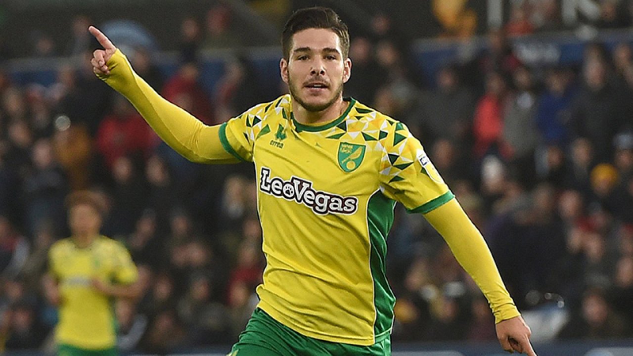 Aston Villa'dan rekor transfer! Emiliano Buendia imzayı attı