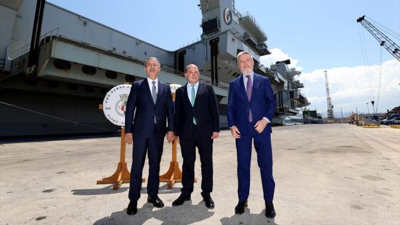 Akar, İngiliz ve İtalyan mevkidaşlarıyla görüştü