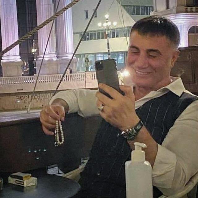 Sedat Peker 24 saat suskunluktan sonra mobil cihazdan paylaşım yaptı