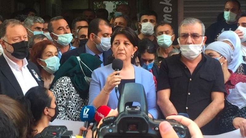Pervin Buldan, saldırının yaşandığı HDP İzmir İl Binası'nda: Cumhurbaşkanı, 