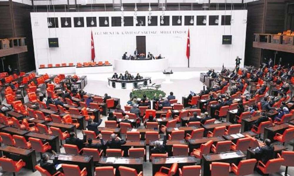 Askeri cezada düzenlemeler içeren teklifin birinci bölümü Genel Kurul’da kabul edildi