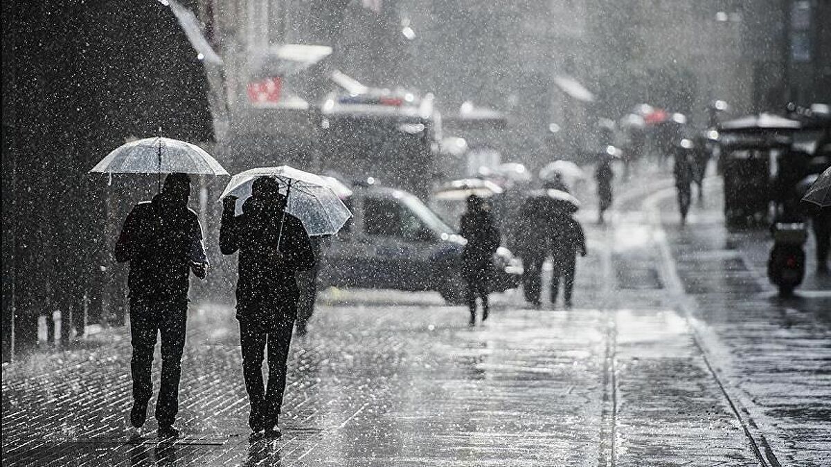 Meteoroloji saat verdi: Öğlen sağanak yağış bekleniyor