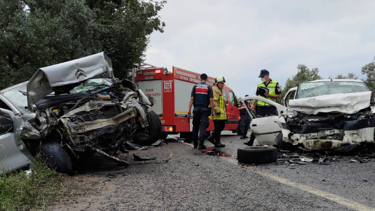 Bursa'da kaza: 4 kişi öldü, 5 kişi yaralandı