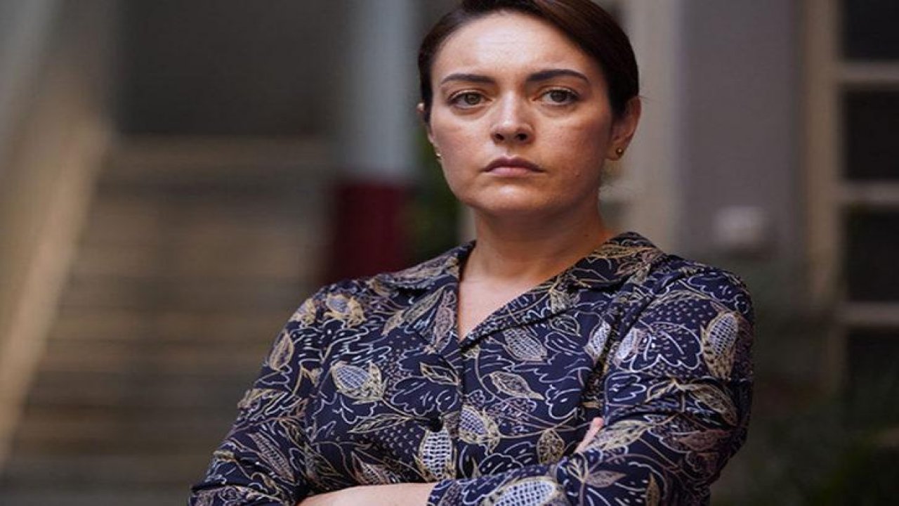 Gülşen'e bir destek de Ezgi Mola'dan geldi.