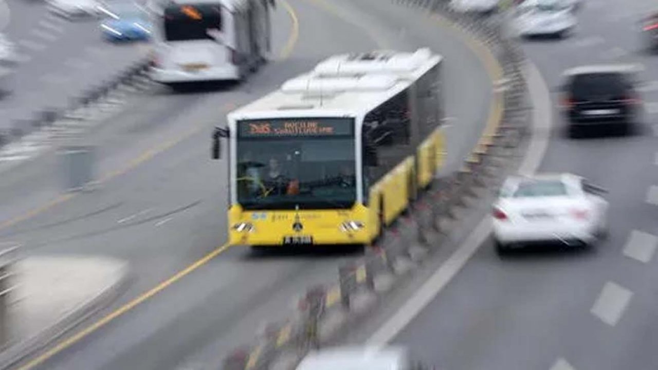 Metrobüs yolunda korkunç kaza: İki yaralı