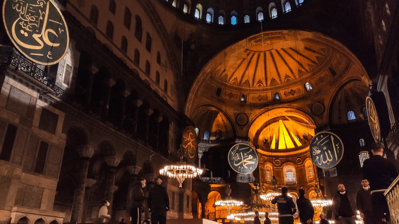 UNESCO'dan Ayasofya ve Kariye uyarısı