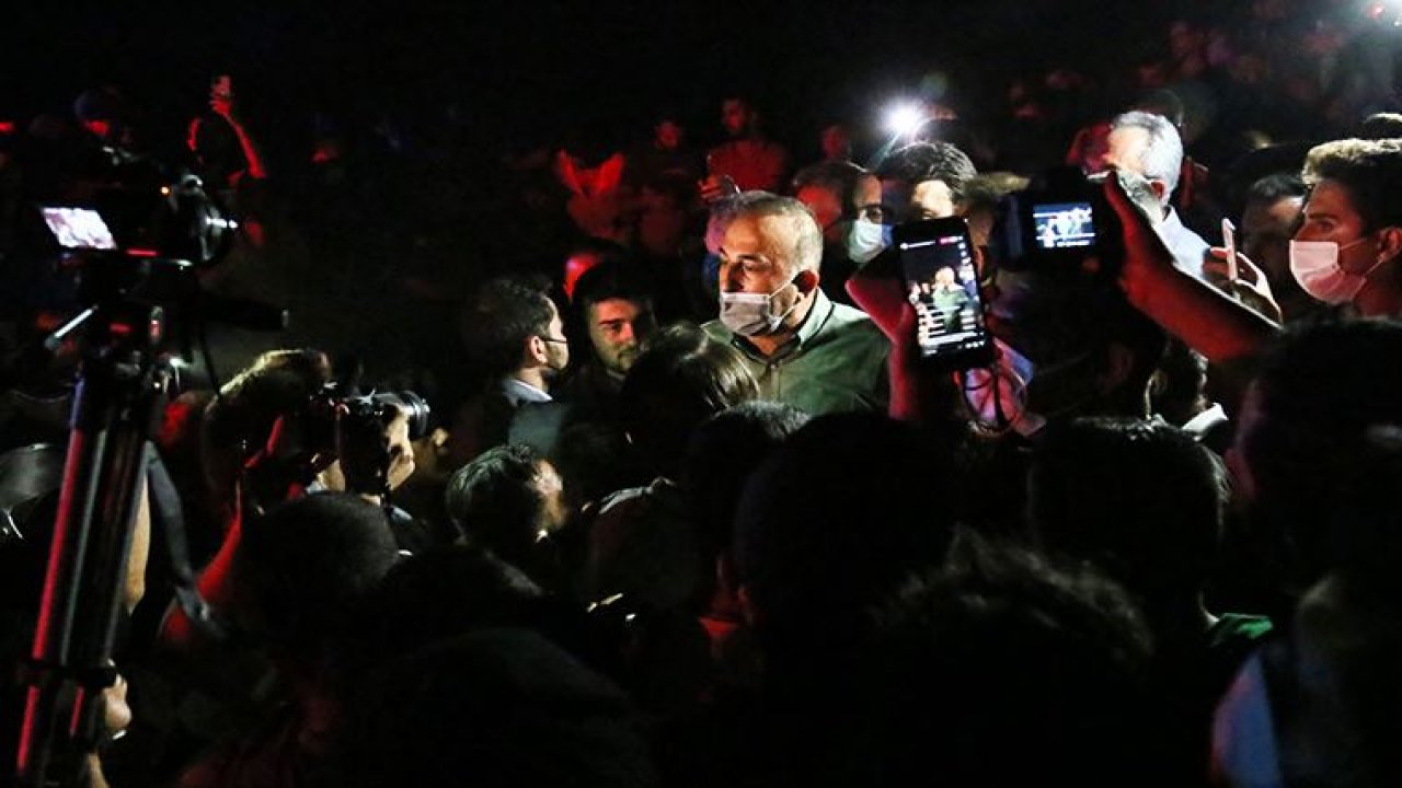 Yangın isyan ettirdi: Vatandaşlar Çavuşoğlu'nu yuhaladı